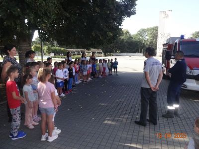 Седмица на Пожарна безопасност  - ДГ с яг. Осми март - Съединение