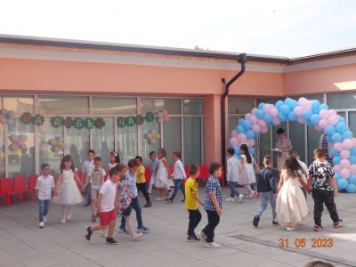 гр."Гъбка"-Довиждане ДГ - 31.05.2023г. - ДГ с яг. Осми март - Съединение